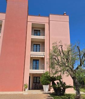 Mola di Bari Apartment | La Bouganville
