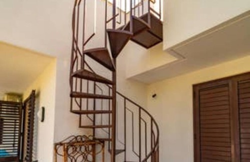 Mattinata House | Large apartment by the sea 4