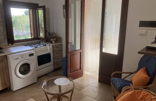 Ceglie Messapica House | Large trullo/villa, with private 10x4 m pool, in olive grove 2km from town