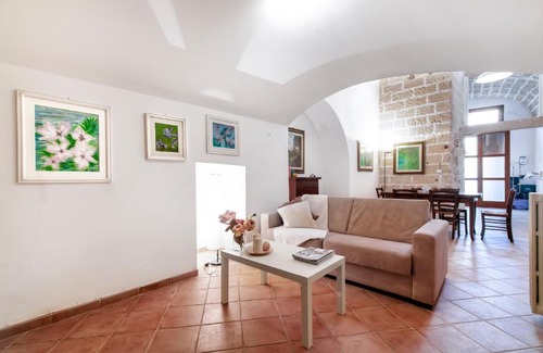 Lecce Historic Center Apartment | Longobardi Loft - Apartment Old Town SIT