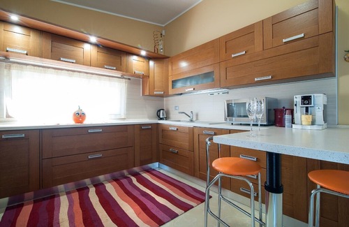 Melissano Villa | Meadow Luxury Villa - Four Bedroom Villa, Sleeps 12