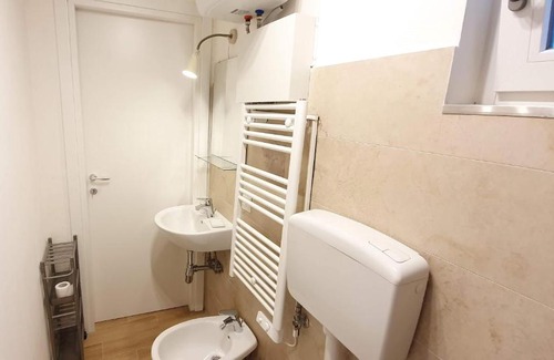Municipio 2 Apartment | Monochic Studio - Bari Politecnico