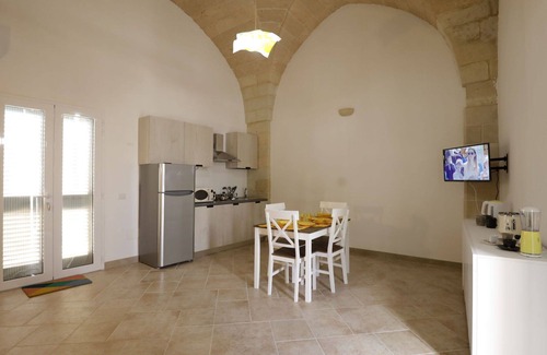 Vernole Apartment | Nice apartment for 4 guests with WIFI, A/C, TV and pets allowed