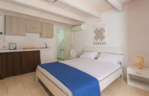 Old Town Bed & Breakfast | Palazzo San Rocco - Blue Room by Wonderful Italy