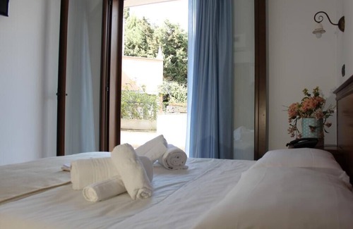 Spongano Hotel | Relais Casina Copini