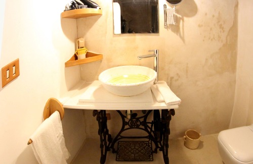 Alessano Bed & Breakfast | Situato ad Alessano il B&B Pulia Dimore Salentine, casa storica del 1500.