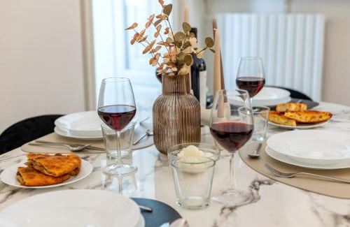 Bari City Centre Apartment | The Most HISTORIC Apartment in the CENTRE of BARI near Parking