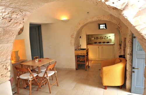 Ceglie Messapica Cottage | trulli stella by pugliadamare