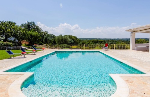 Ceglie Messapica Villa | Trullo l'oasi, Peacefull Pool Trullo in Apulia, wide outdoor spaces, bbq,parking