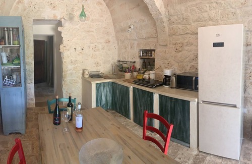 Ceglie Messapica House | TRULLO PACE FANTASTICO PLACE WITH POOL AND WIFI