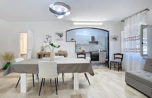 Monte Sant'Angelo Villa | Villa La Tesa