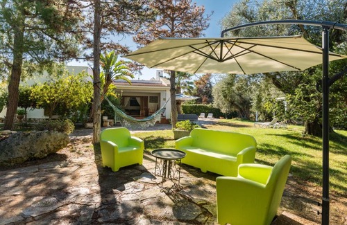 Rosa Marina Villa | Villa Massimo con giardino by Wonderful Italy