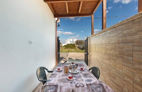 Torre Lapillo House | Villetta Irene by BarbarHouse