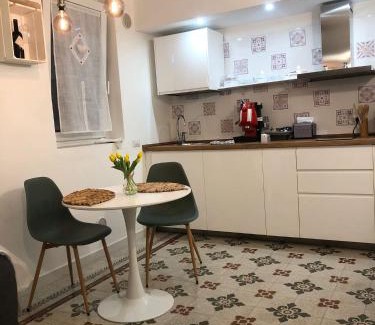 Municipio 1 Apartment | Vintage Home Bari