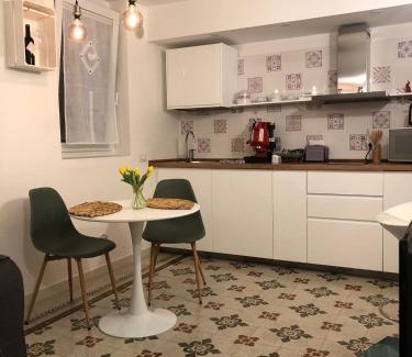 Municipio 1 Apartment | Vintage Home Bari
