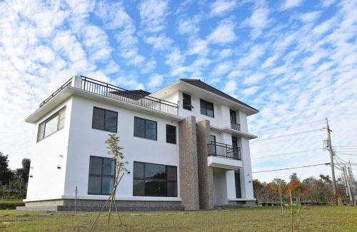 Lugu House | Yun Dan