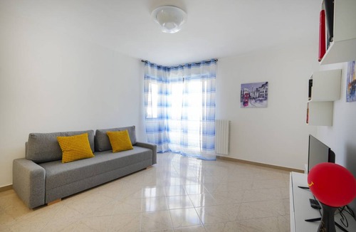 Municipio 3 Apartment | 100 m² Apartment ∙ 3 bedrooms ∙ 5 guests
