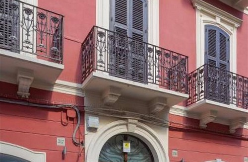 Municipio 1 Apartment | 13 NEW! 1bedroom & balcony P.zza Garibaldi! WiFi
