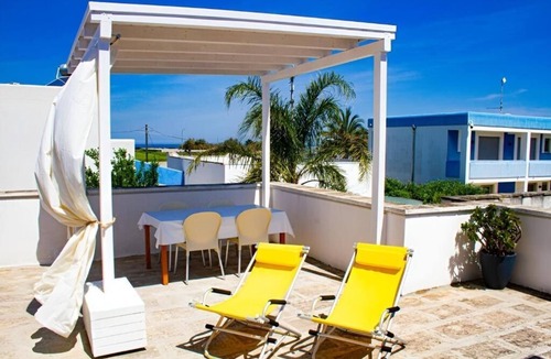 San Pietro Vernotico Apartment | 150 meters from the beach, lovely three-room apartment with terrace