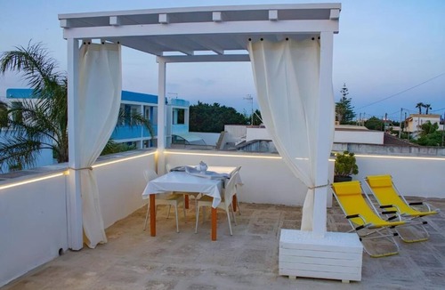 San Pietro Vernotico Apartment | 150 meters from the beach, lovely three-room apartment with terrace