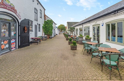 Oadby Cottage | 2 bedroom accommodation in Oadby