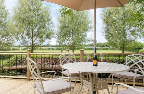 Radstock House | 2 Luckington Stables-W8322