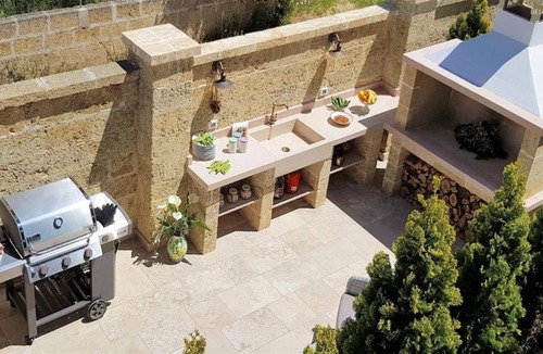 Parabita House | 200 m² House ∙ 1 bedroom ∙ 12 guests