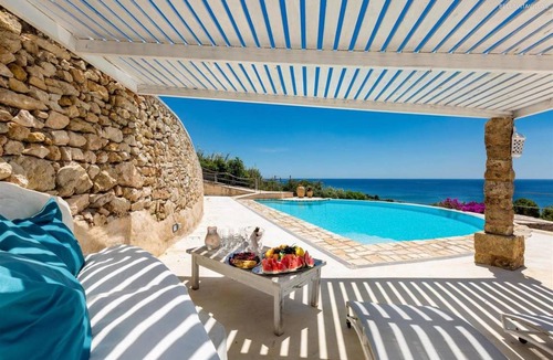 Torre Vado Villa | 200 m² Villa ∙ 1 bedroom ∙ 11 guests