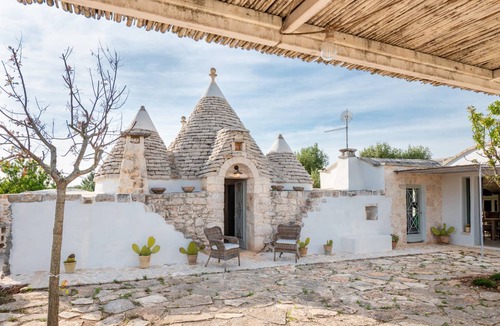 Villa Castelli Villa | 200 m² Villa ∙ 4 bedrooms ∙ 8 guests