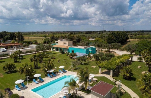 Mesagne Villa | 210 m² Villa ∙ 1 bedroom ∙ 13 guests