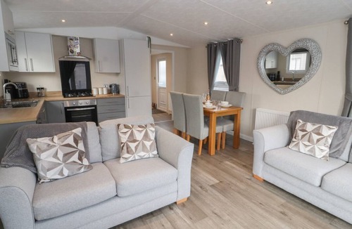 Yealand Conyers Cabin | 24 Sherwood, Carnforth