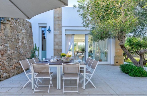 Ugento Villa | 240 m² Villa ∙ 5 bedrooms ∙ 12 guests