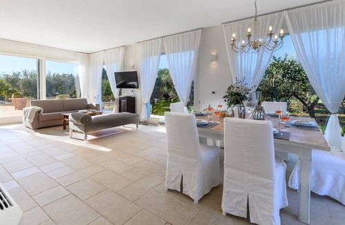 Ugento Villa | 240 m² Villa ∙ 5 bedrooms ∙ 12 guests