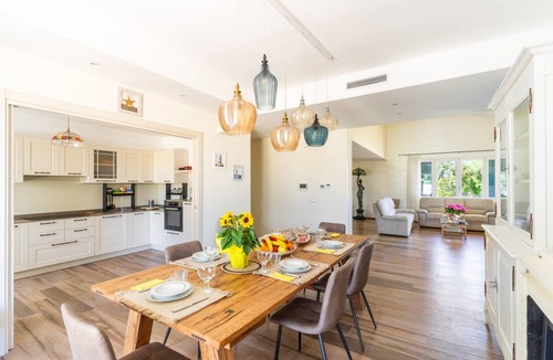 Spongano House | 250 m² House ∙ 6 bedrooms ∙ 12 guests