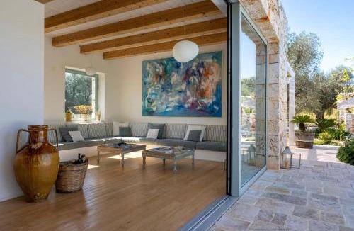 Ostuni Resort | 289 m² Resort ∙ 7 bedrooms ∙ 20 guests