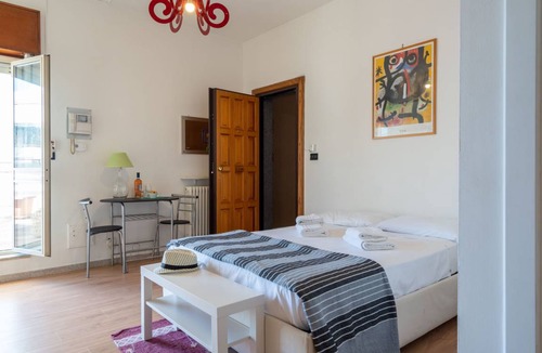 Municipio 2 Apartment | 30 m² Apartment ∙ 1 bedroom ∙ 2 guests