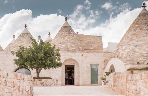 Cisternino Villa | 314 m² Villa ∙ 6 bedrooms ∙ 12 guests