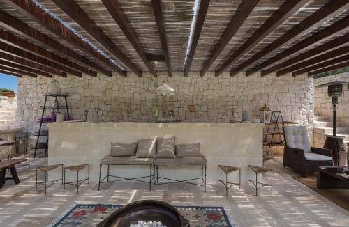 Laureto Villa | 350 m² Villa ∙ 5 bedrooms ∙ 12 guests