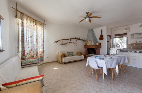Torre Castiglione House | 3674 Villetta Sapore di Sale by BarbarHouse