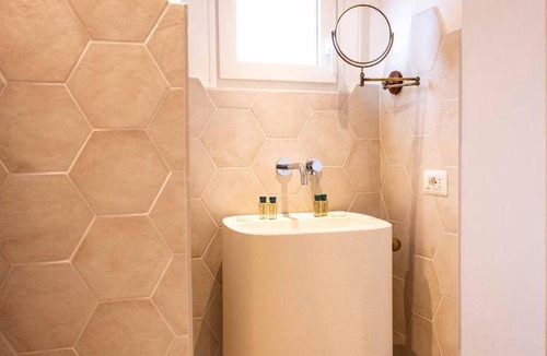 Mottola Hotel | 38 m² Hotel ∙ 2 guests