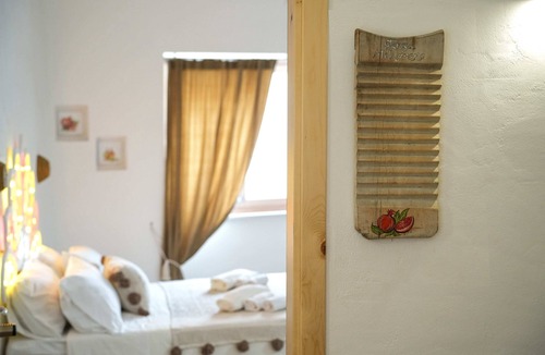 Pulsano Bed & Breakfast | 4 Bedroom Bed & breakfast in Pulsano