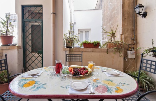Lecce Historic Center House | 4 Bedroom Private vacation home in Lecce