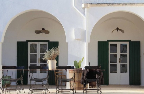 Martina Franca Villa | 489 m² Villa ∙ 7 bedrooms ∙ 18 guests