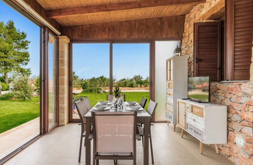 Casarano House | 55 m² House ∙ 2 bedrooms ∙ 4 guests