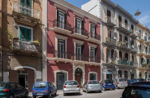 Municipio 1 Apartment | 8. Brand new Apt. X 4 with Balcony and WiFi!