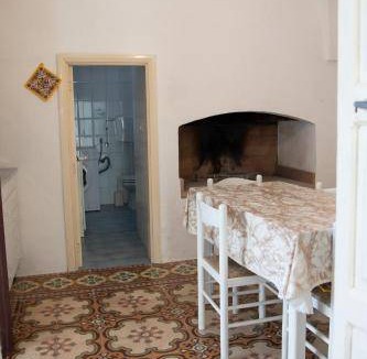 Felline House | 80 m² House ∙ 2 bedrooms ∙ 4 guests