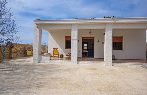 Torre Castiglione House | 85 m² House ∙ 3 bedrooms ∙ 7 guests