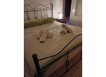 Municipio 1 House | 90 m² House ∙ 2 bedrooms ∙ 6 guests