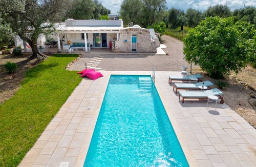 San Vito dei Normanni Villa | 95 m² Villa ∙ 3 bedrooms ∙ 6 guests