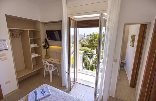 Uggiano la Chiesa Bed & Breakfast | A relaxing holiday with all the services included ! B&B Aia Grande